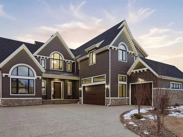 53 N Watermark Cres, Rocky View County, AB T3L 0E9