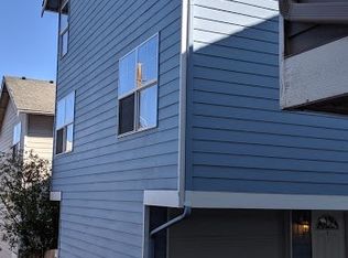10717 Burke Ave N APT E, Seattle, WA