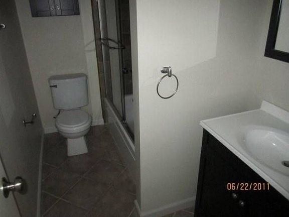 4th image of 3421 Park Blvd APT 205