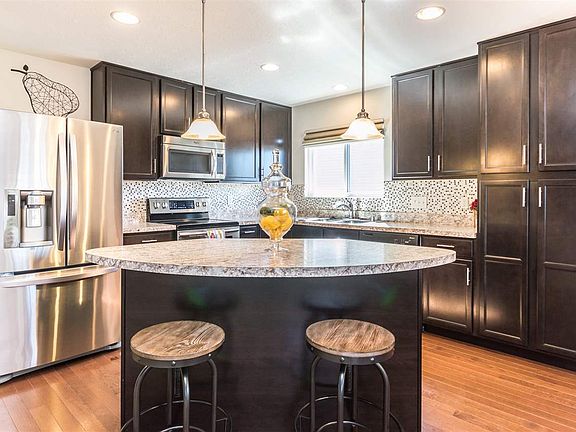 4th image of 6298 Holm Oak Ct