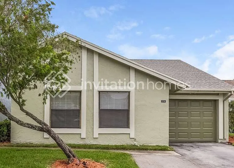 5741 Northpointe Ln — Photo 1