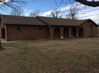 104 Ridgeview Dr, Matthews, MO 63867