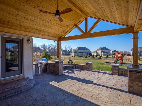 4th image of 8675 Mallard Cir