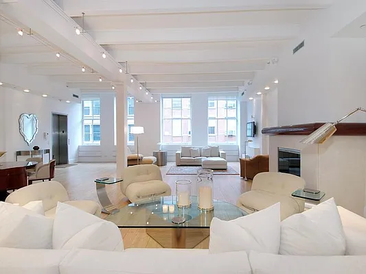 Sold by Sotheby's International Realty | media 24