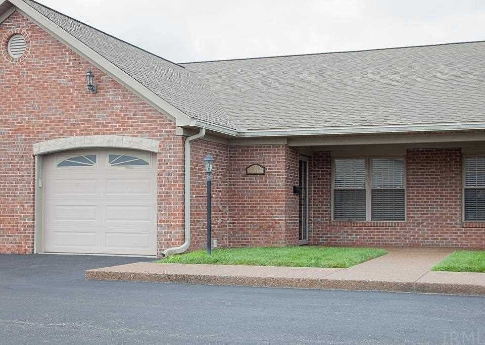 1st image of 3018 Squire Ln