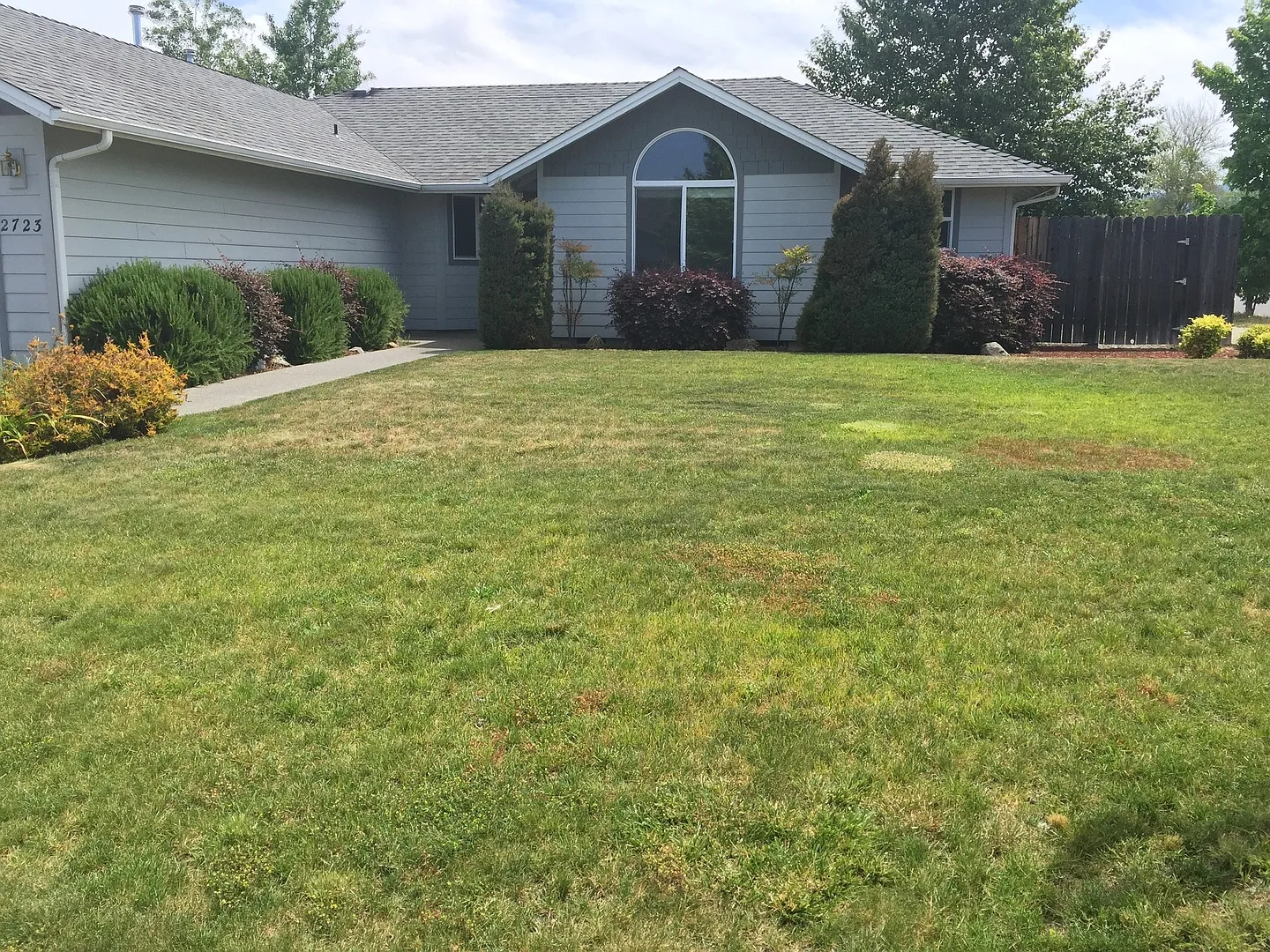Nice home in newer neighborhood — Photo 2