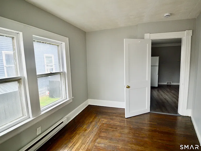 2310 Barnum Ave #1 — Photo 11