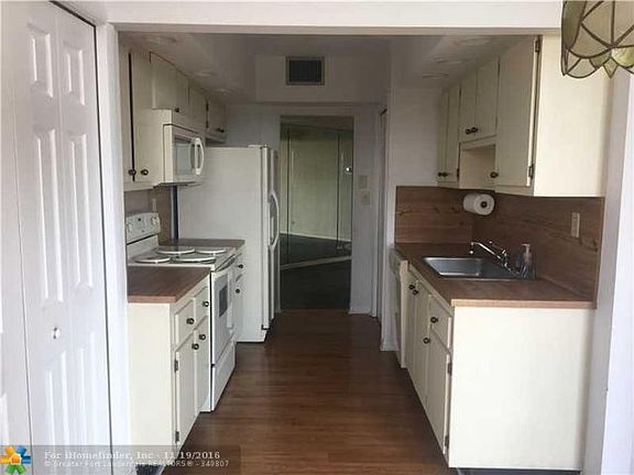 5th image of 7100 Radice Ct APT 803