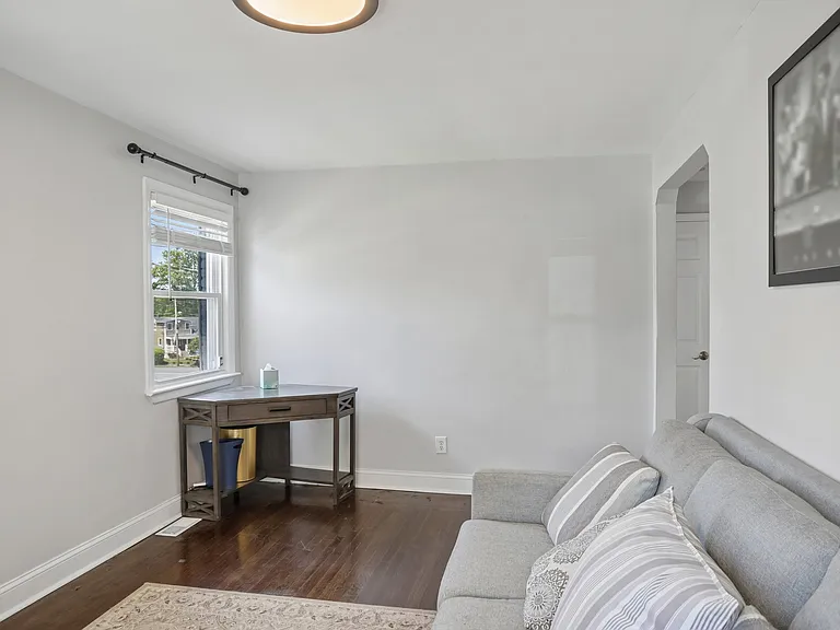 54 Allan Dr — Photo 10