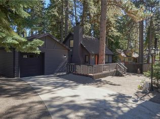 31681 Luring Pines Cir, Running Springs, CA 92382