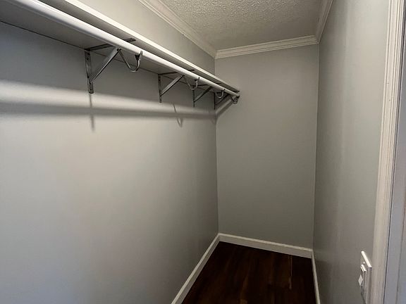 3rd image of 3144 Lora Dr