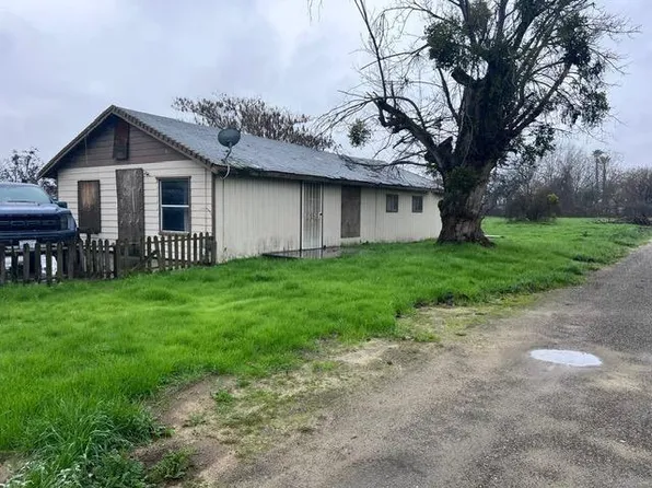 9275 Hillside Rd, Delhi, CA 95315