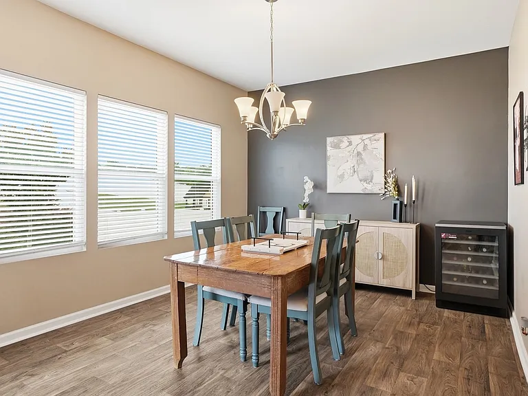 1831 Savannah Ln — Photo 6