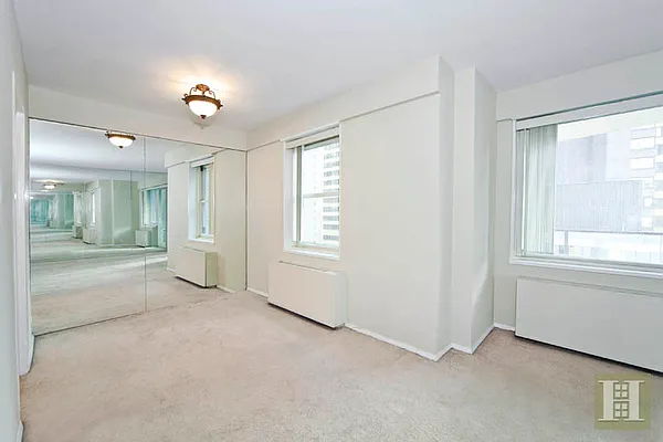 Rented by Halstead Real Estate | media 22