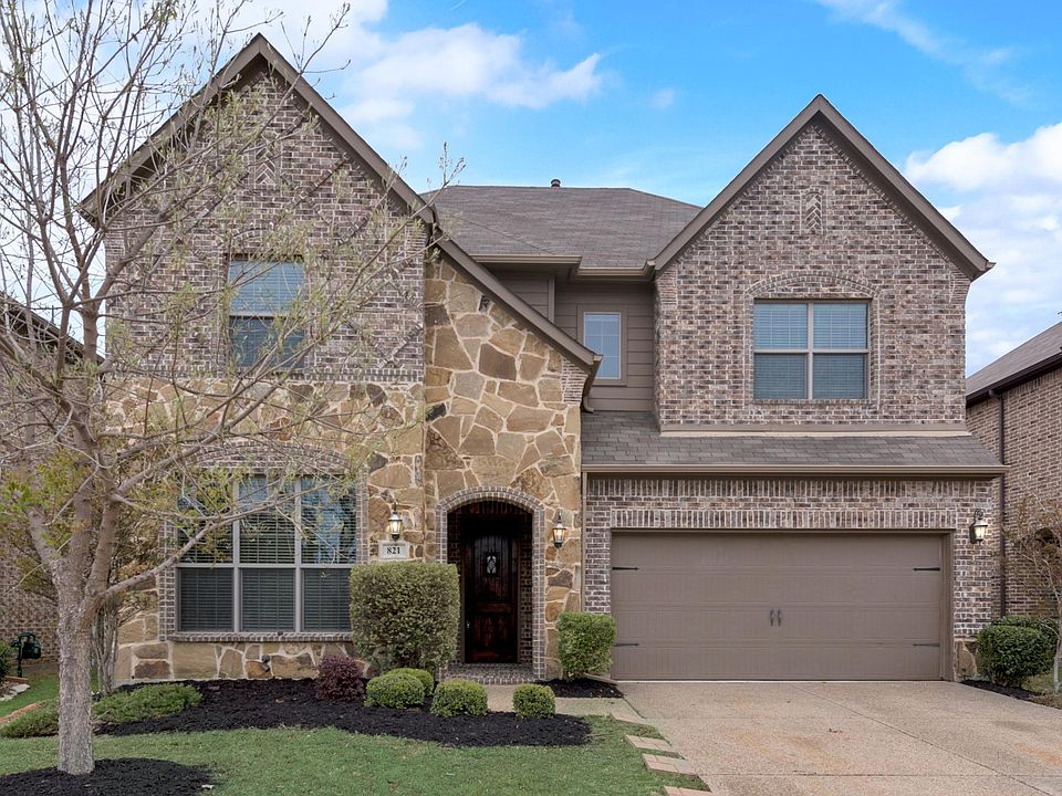 1st image of 821 Lake Meadow Ln