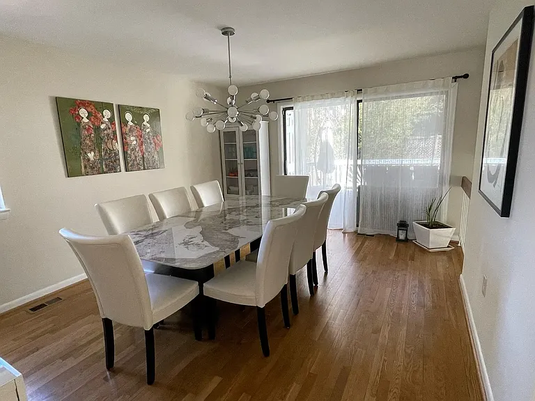 5201 Macarthur Ter NW — Photo 6