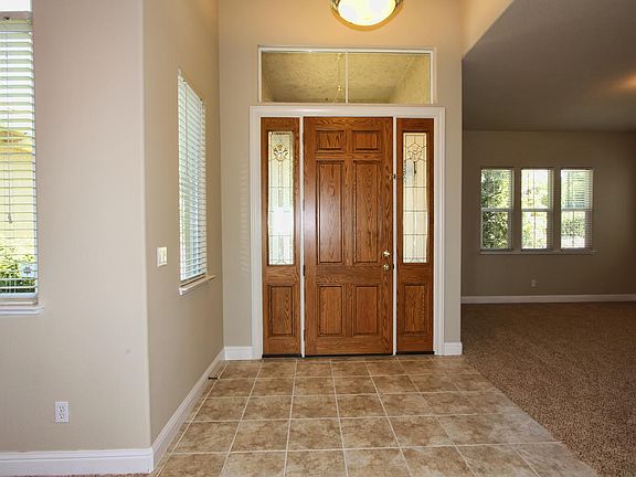 3rd image of 1687 Stronsay Ct