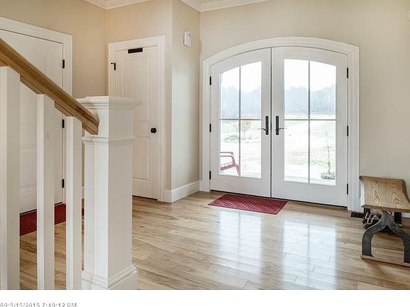 5th image of 27 Twin Meadows Ln