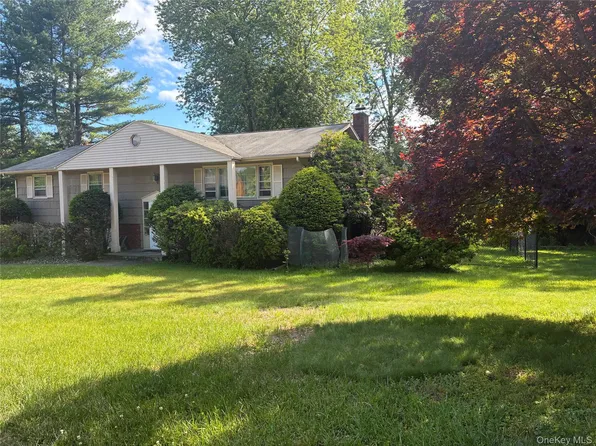 24 Ann Boulevard, Spring Valley, NY 10977
