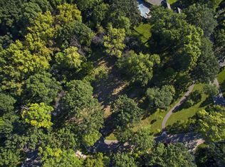 242 Ski Hill Rd, Golden Valley, MN 55422