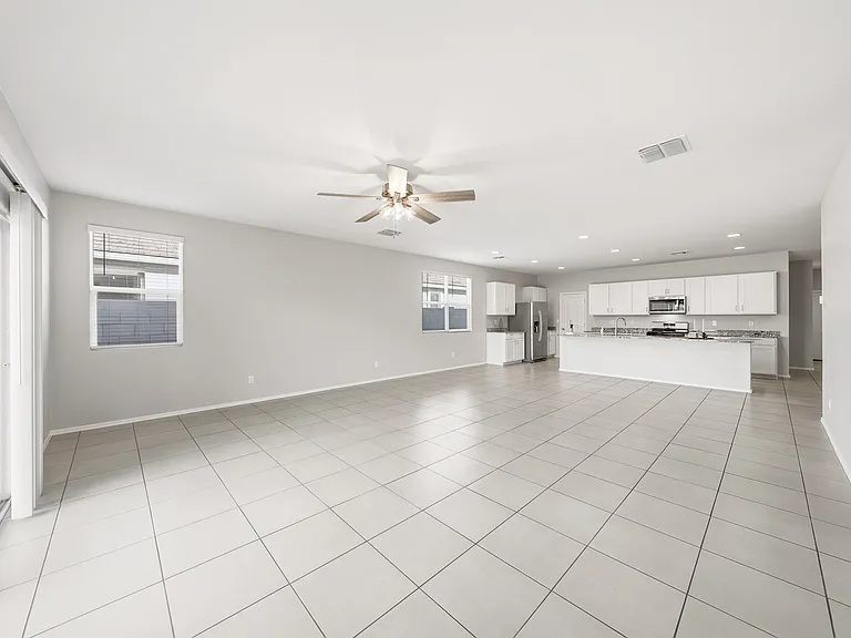 15540 W Smoketree Dr — Photo 9