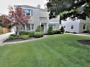 2590 Andover Rd, Columbus, OH 43221