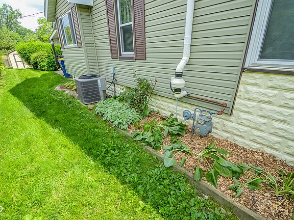 4th image of 4163 Otterbein Ave