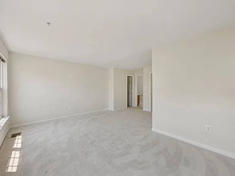 15503 John Diskin Cir #32 — Photo 20