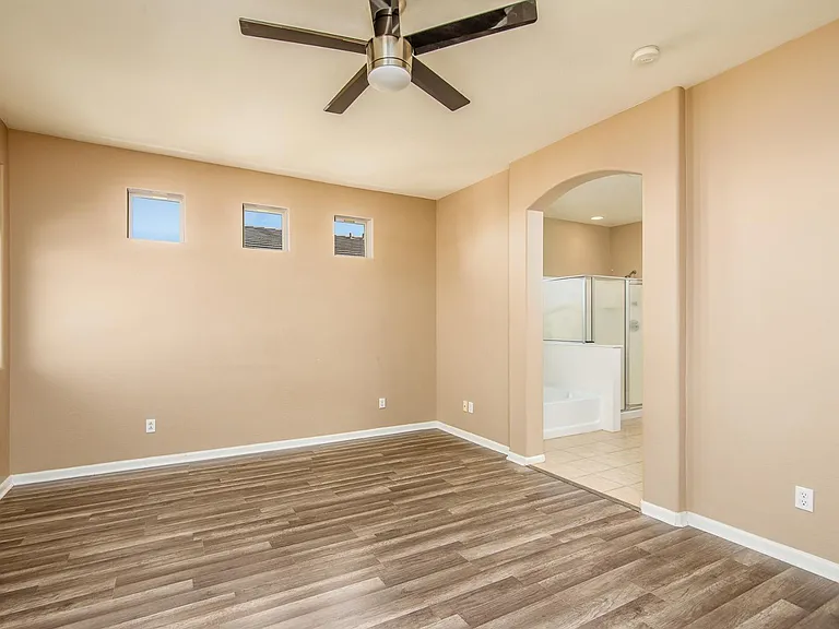 21357 N Liles Ln — Photo 33