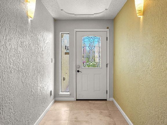 5th image of 411 Irondale Dr #B