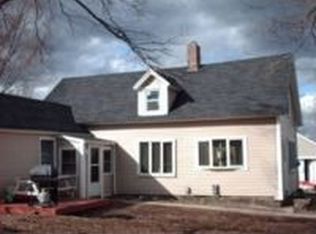 53 Pickett Rd, Plainfield, CT 06374