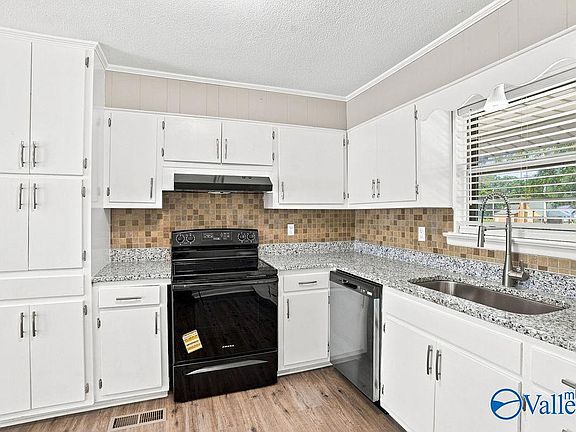 3rd image of 312 Alabama Ave SE