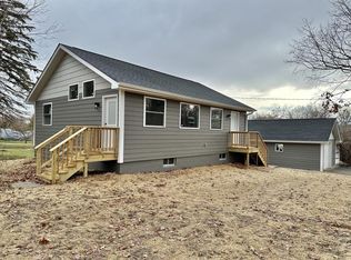 W4023 Longfellow Dr, Lake Geneva, WI 53147