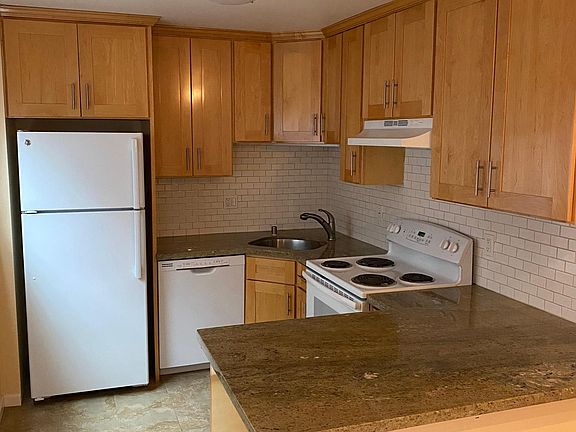 2nd image of 1278 25th Ave APT 2