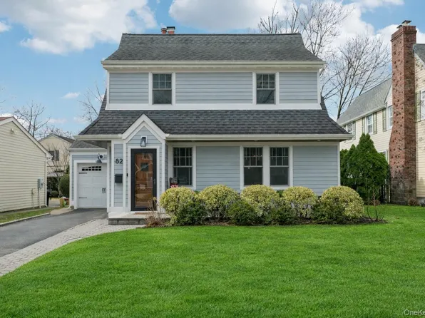 82 Adams Street, Garden City, NY 11530