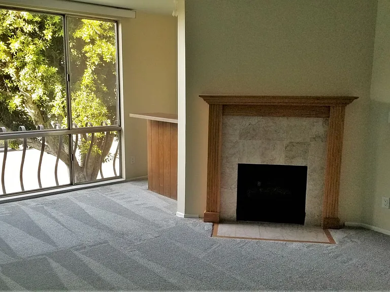 12720 Burbank Blvd #215 — Photo 5