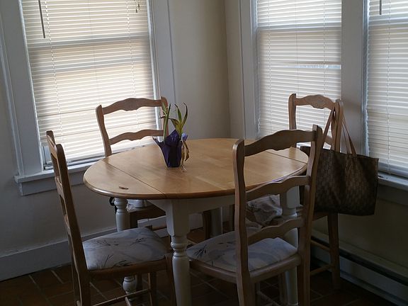 4th image of 9 New St APT 1