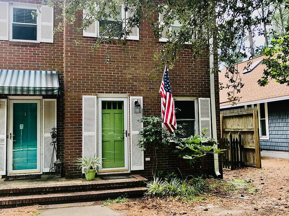 1st image of 2249A Kendall St
