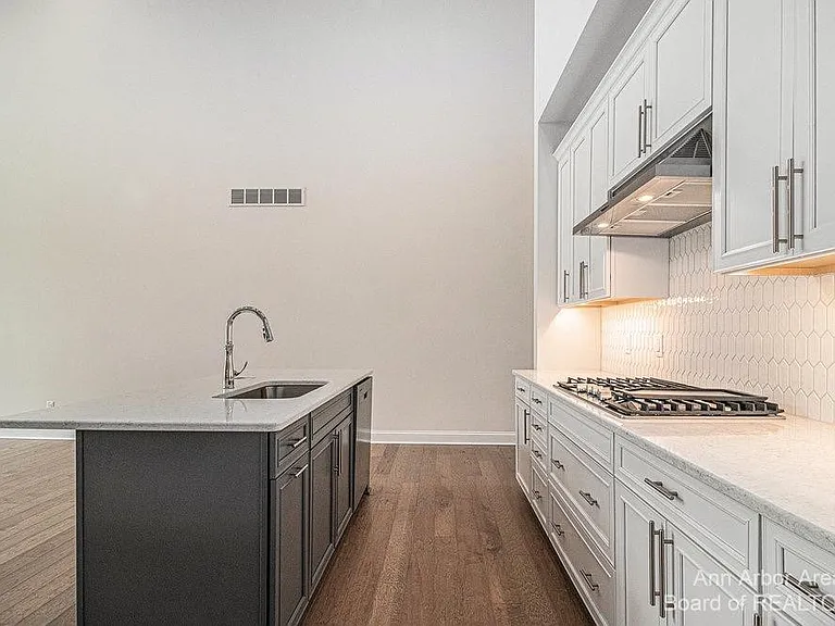 3343 Roseford Blvd — Photo 15