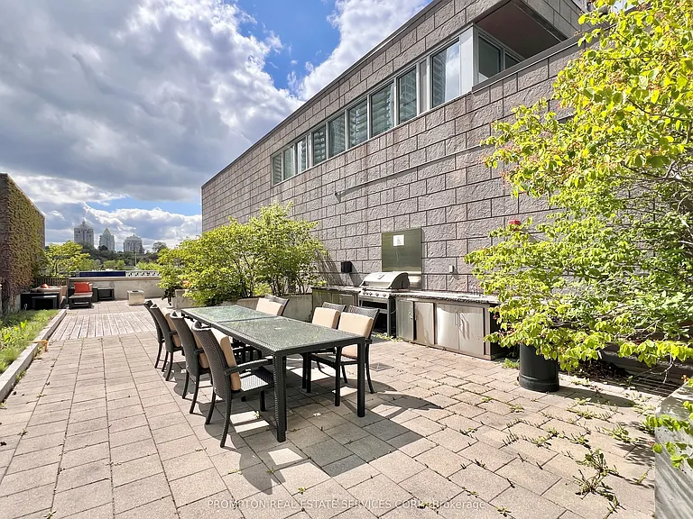 121 McMahon Dr #608 — Photo 41