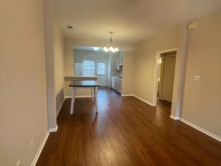 108 Versailles St — Photo 2
