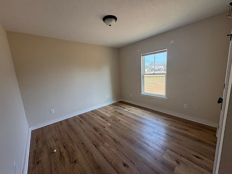 329 N Palo Alto Ave — Photo 8