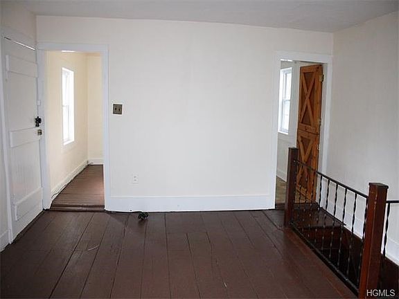 Wide board hardwood flooring.