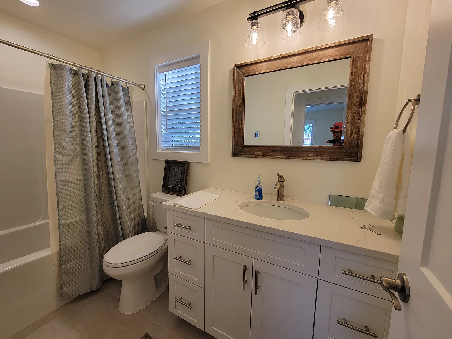 2 bed, 781 sqft, $1,600 — Photo 4