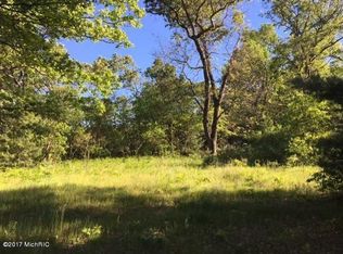 1173 Holton Whitehall Rd, Whitehall, MI 49461