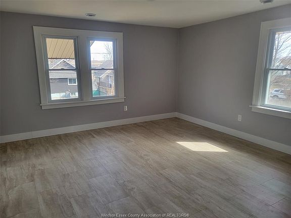 5th image of 1524 Lincoln Rd