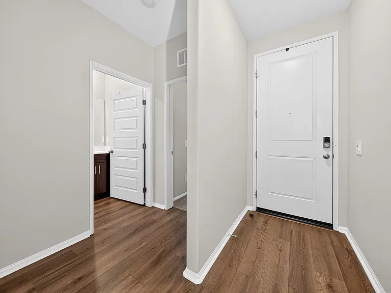 1037 Yuzu Way — Photo 12
