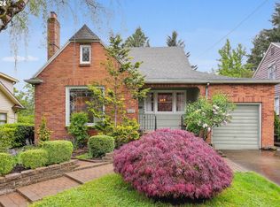 6403 NE Davis St, Portland, OR 97213