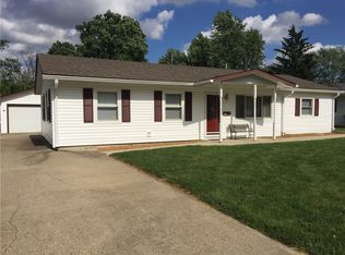 215 Lynwood Dr, New Whiteland, IN