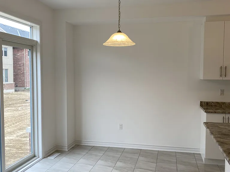 85 Tracey Ln — Photo 4